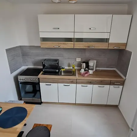 Pomiculturii 7 *