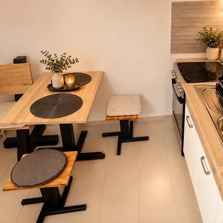 Pomiculturii 7 - Modern With Balcony Apartament *